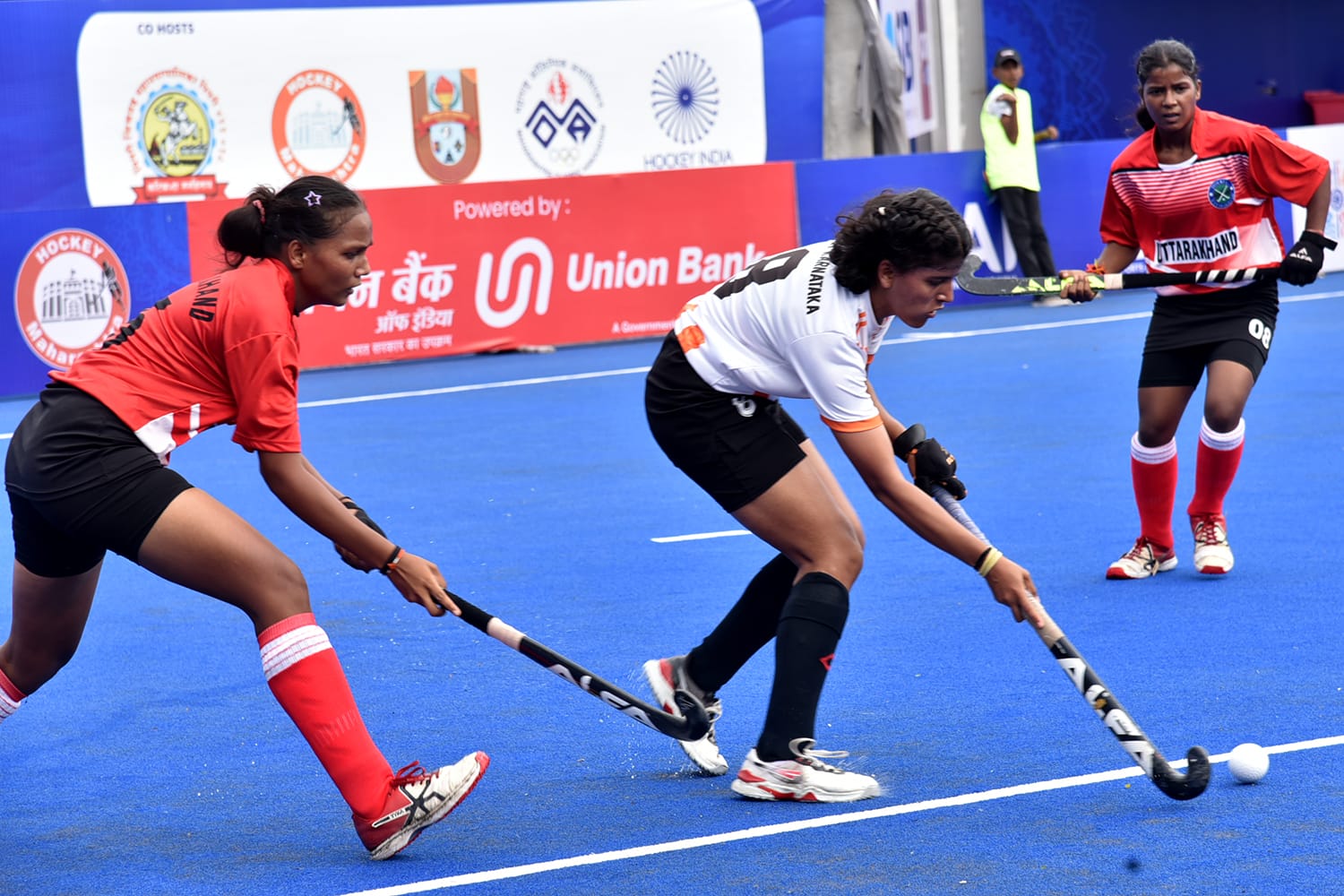 कनिष्ठ महिला राष्ट्रीय हॉकी ः मिझोराम, कर्नाटकची विजयी घोडदौड