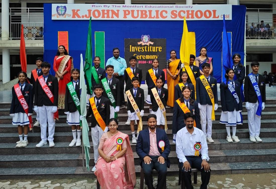 के. जॉन पब्लिक स्कूलमध्ये विद्यार्थी मंत्रिमंडळाचा उत्साहात शपथविधी सोहळा