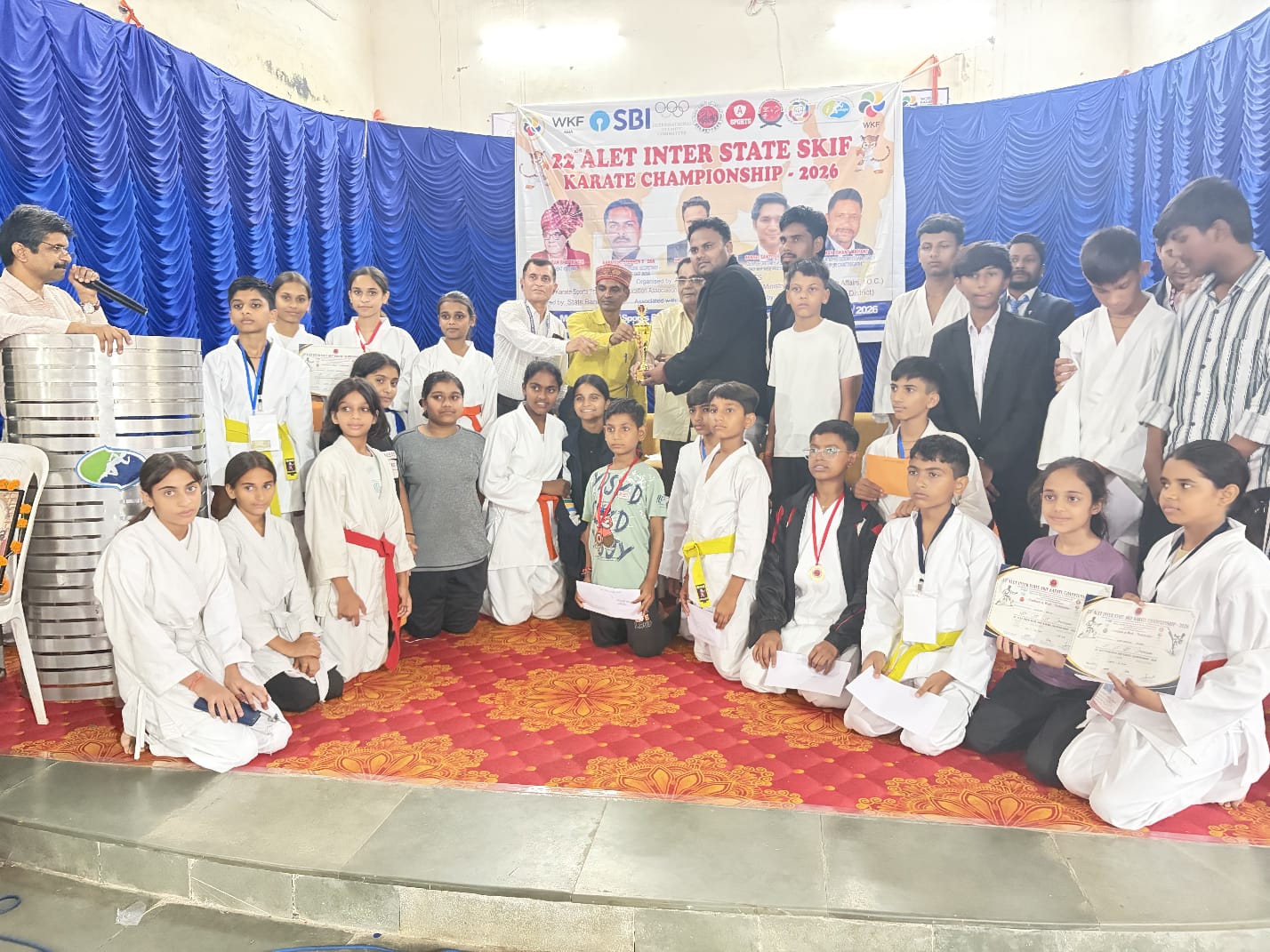 कराटे स्पर्धेत अलिट स्पोर्ट्सच्या खेळाडूंची २५ पदकांची विक्रमी कमाई