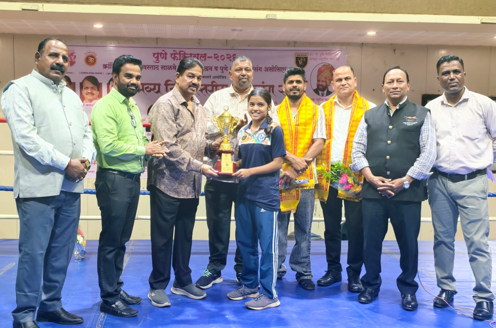 पुणे फेस्टिवल बॉक्सिंग स्पर्धेत काव्या जाधव व विप्लव मिश्रा ठरले ‘बेस्ट बॉक्सर’