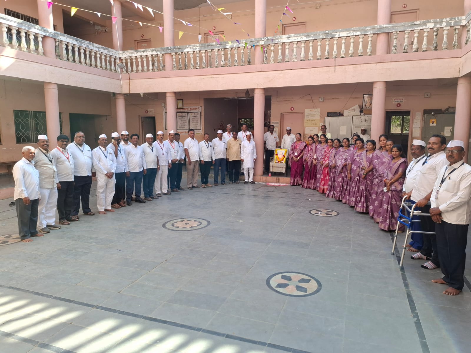 Marathwada Liberation Day Celebrated with Enthusiasm at Shri Kulaswamini Vidyalaya, Tuljapur