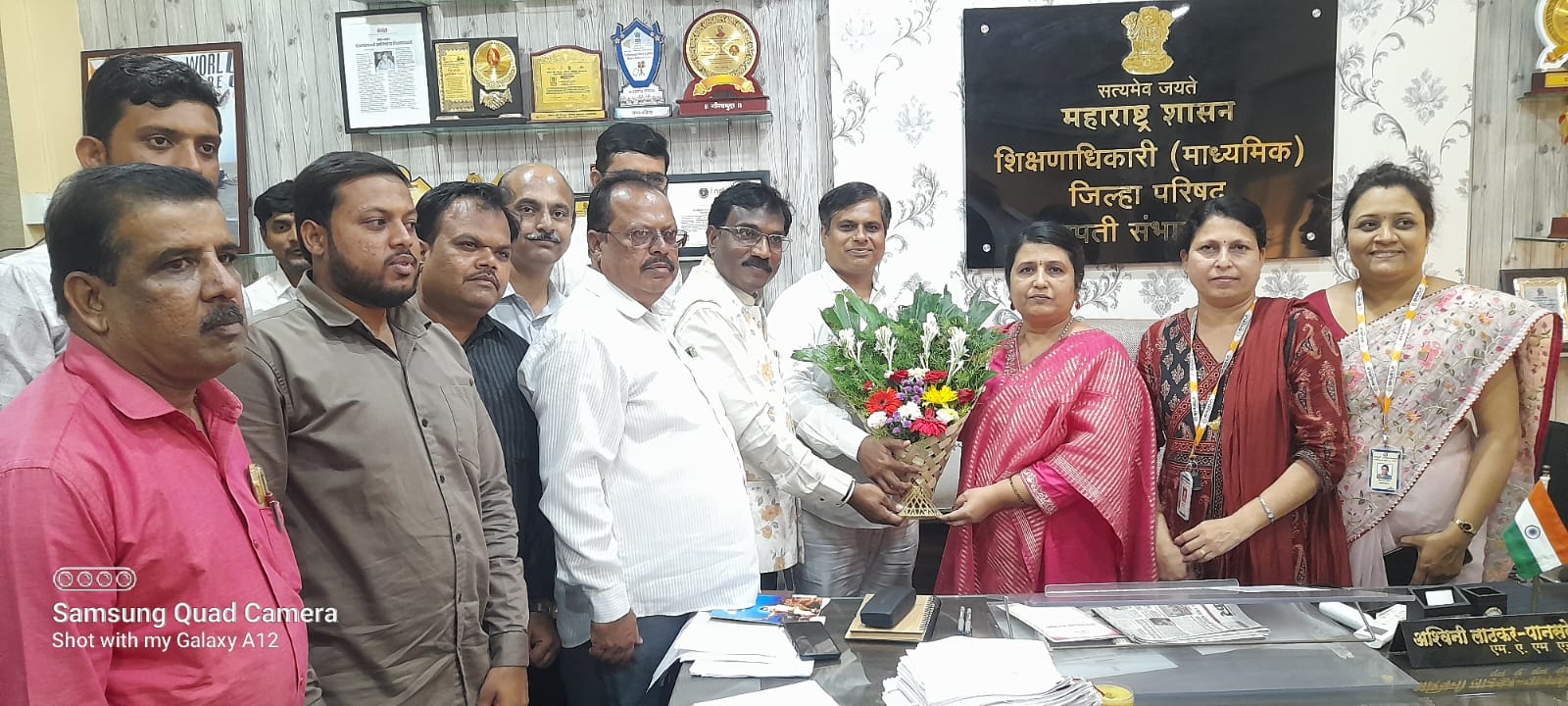 अश्विनी लाठकर यांनी स्वीकारला प्रभारी शिक्षणाधिकारी पदाचा कार्यभार