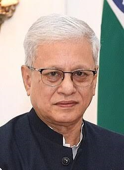केवळ 'पदव्या' नव्हे, तर 'खेळाडू' घडवा