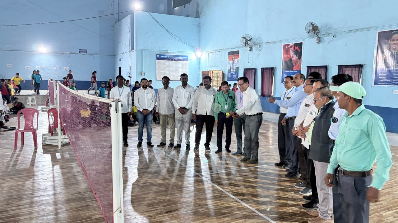 Overwhelming Response to Kannad Taluka-Level Badminton and Chess Tournament