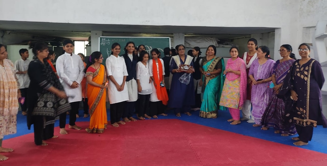 Honoring Teachers and Pledging Environmental Protection on Guru Purnima