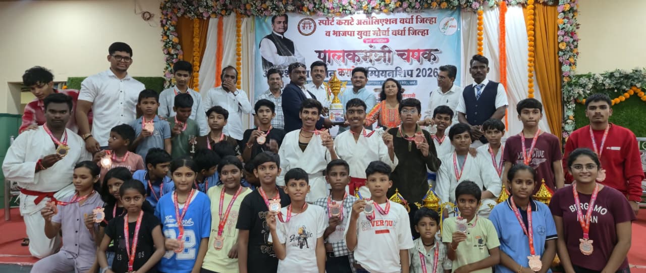 खेळाडूंनी विजय-पराजयापलीकडे जाऊन क्रीडा भावना जोपासावी - महादेव कसगावडे