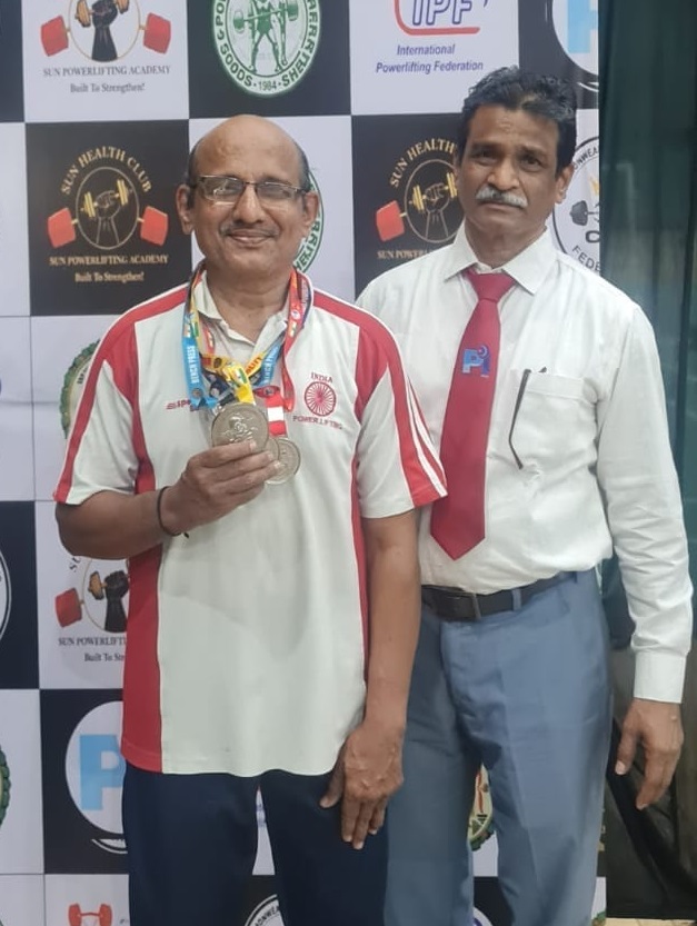 राष्ट्रीय पॉवरलिफ्टिंग स्पर्धेत सतीश पाताडे यांचे शानदार यश
