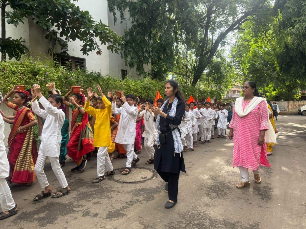 अनुभूती स्कूलमध्ये विठ्ठलनामाच्या गजरात आषाढी एकादशी उत्साहात