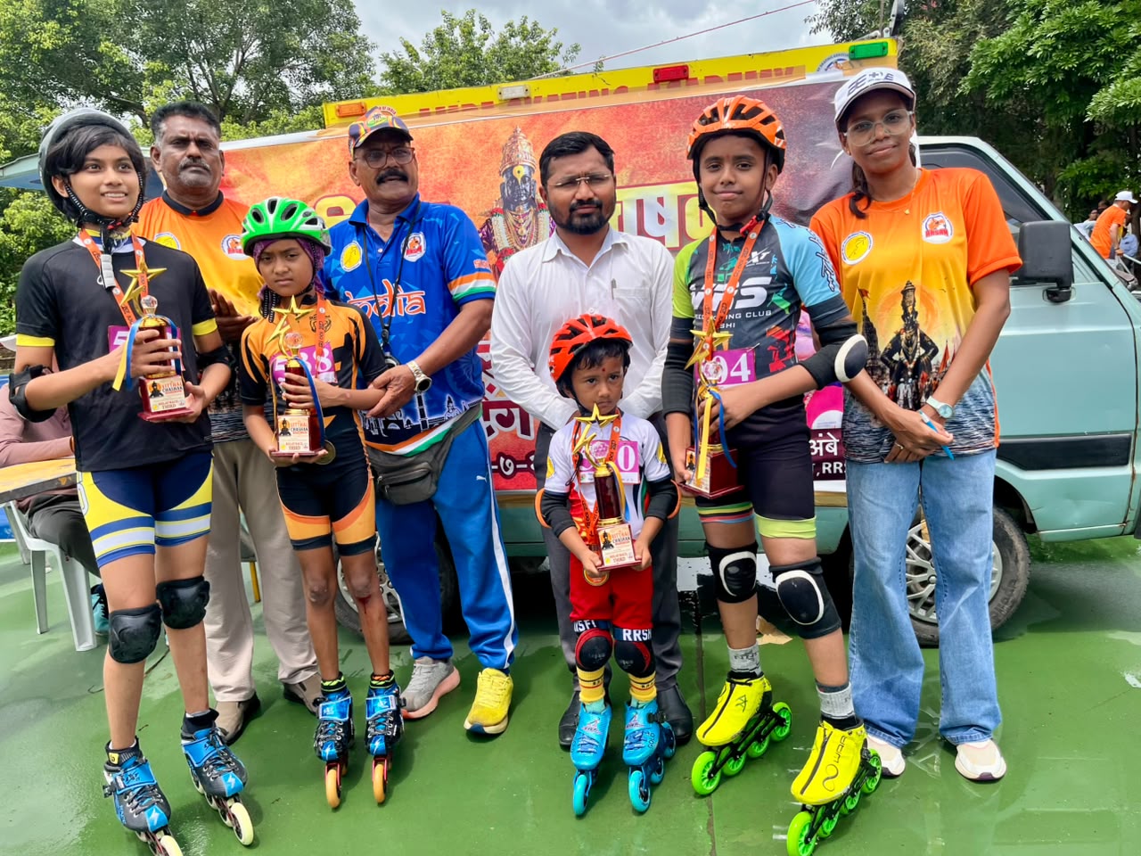 'Vitthal Trophy' Roller Relay Skating Competition Concludes with Great Enthusiasm